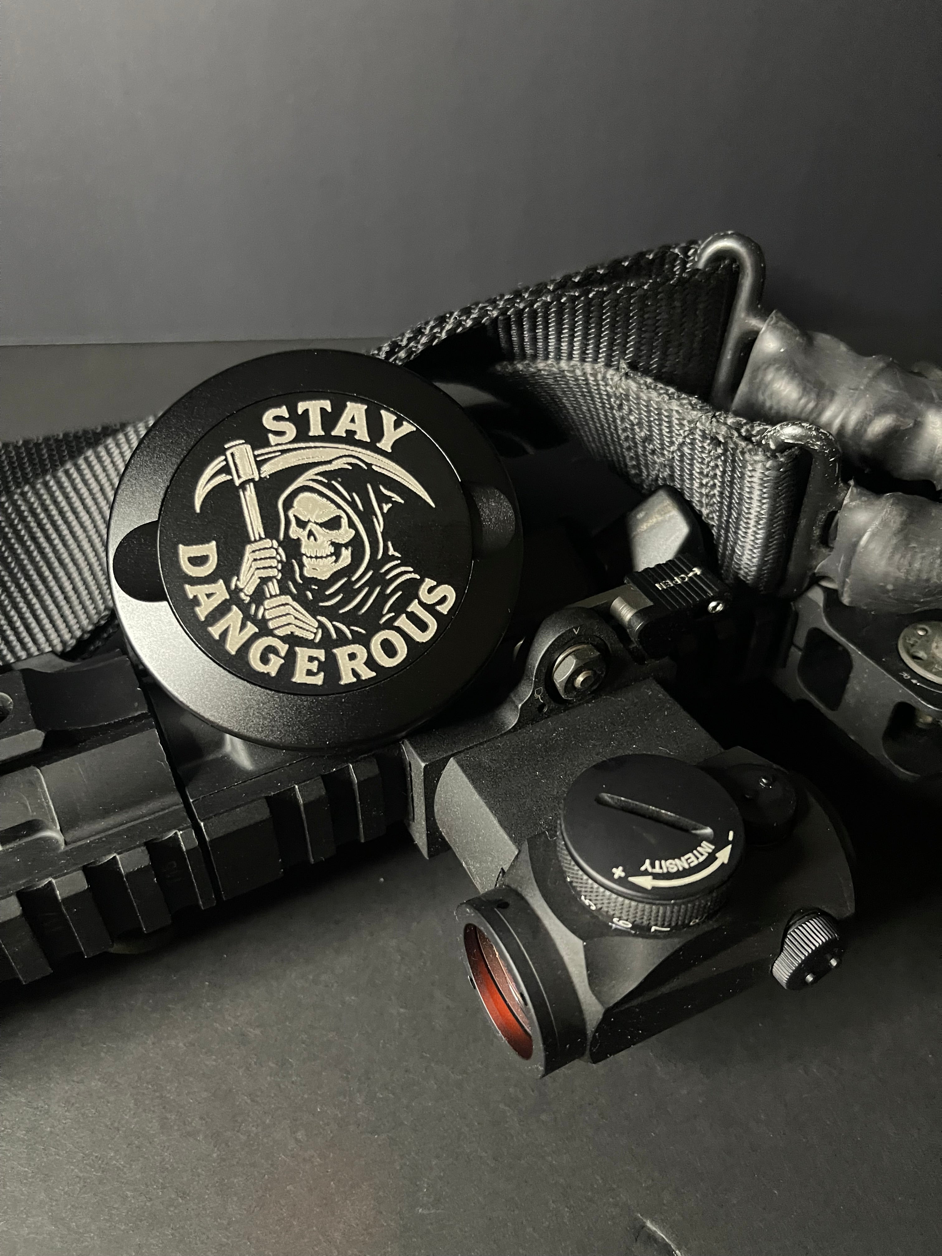 Stay Dangerous Pouch Tin