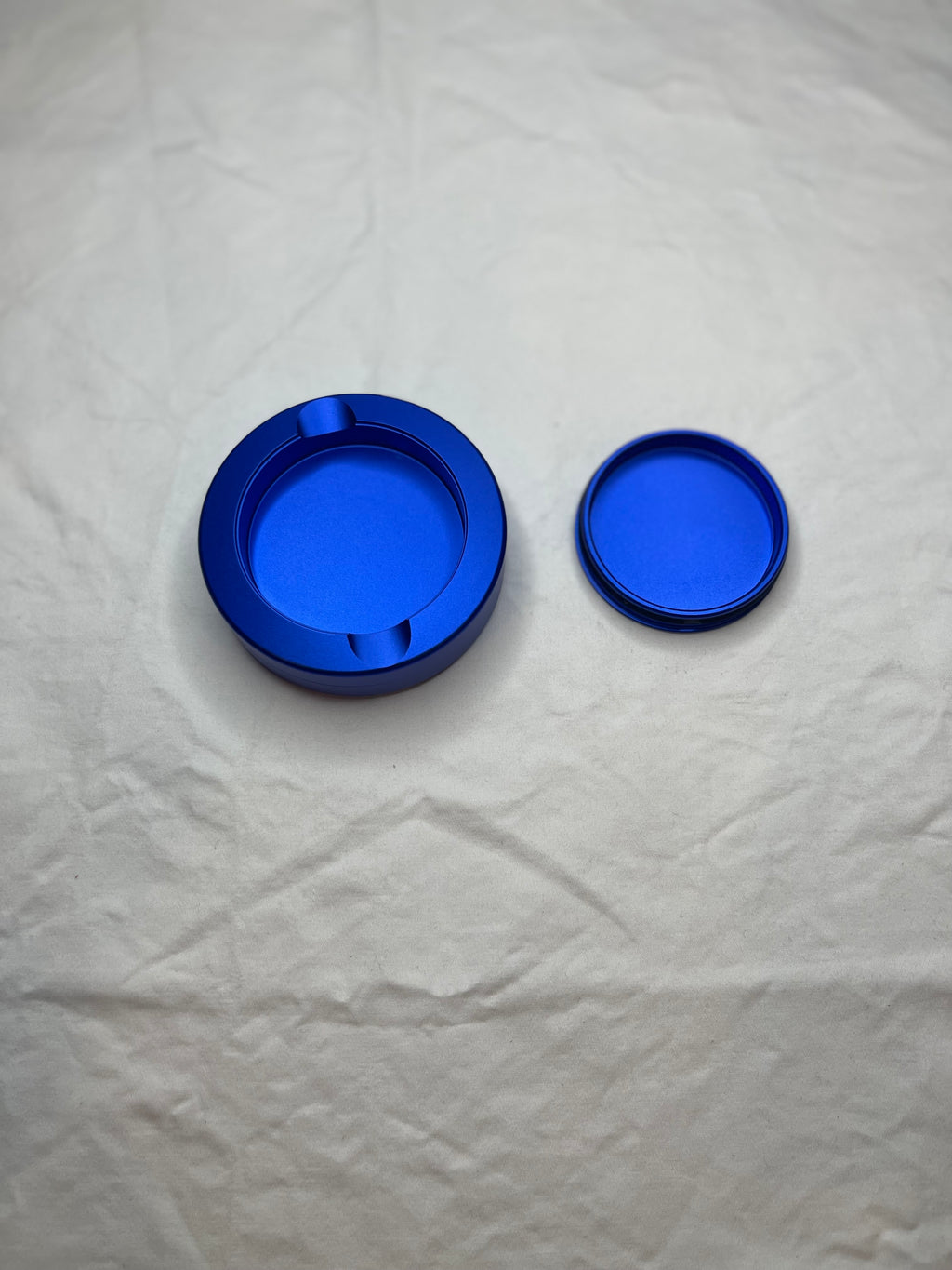Feather Pouch Tin (Blue)
